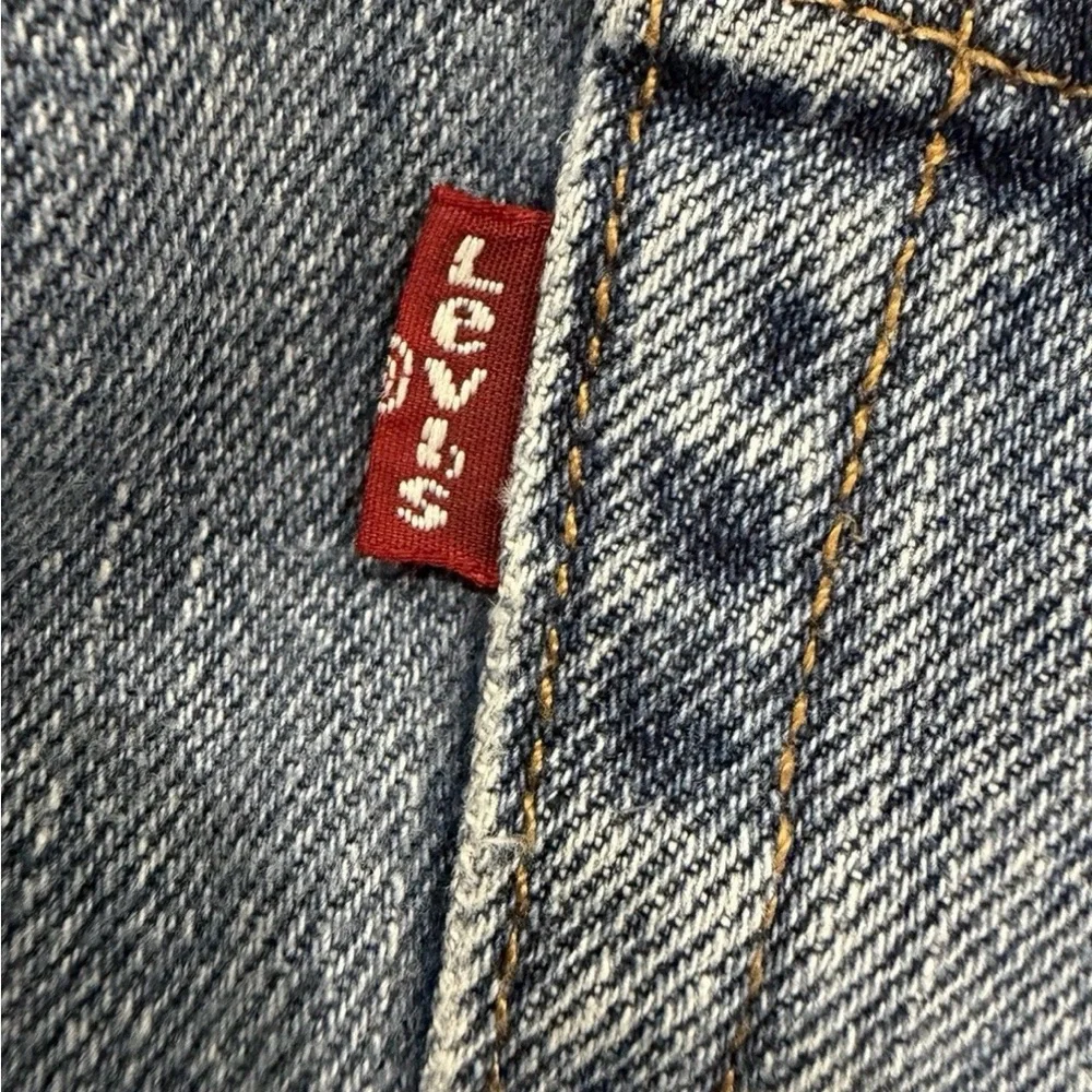 Levi's 550 Relaxed fit Men's Jeans. Size W34x L36.